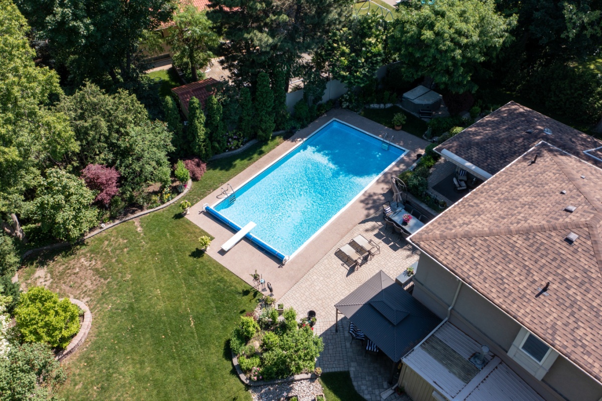 Poolside Landscaping | St. Louis Pool Installation and Home Landscaping