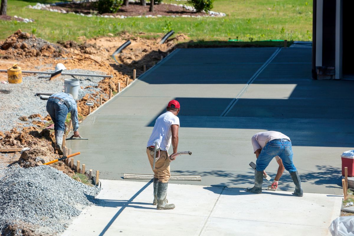 Driveway Replacement St. Louis, MO | Call Second Nature