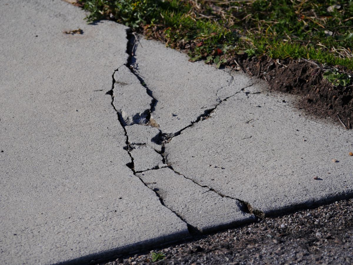 Concrete & Paver Driveway Repair St. Louis | Leading Driveway Repair STL | Call Second Nature
