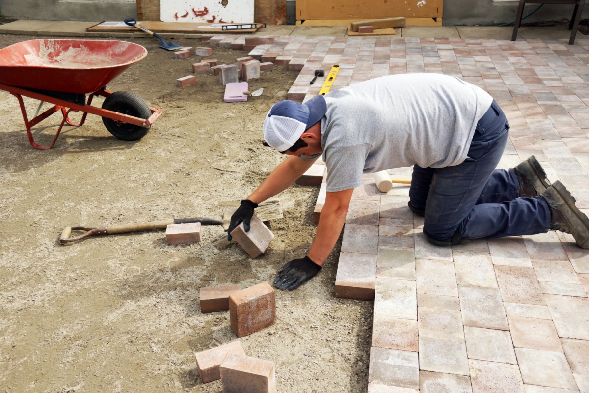 Commercial Paver Patios, Walkways, & Driveways in St. Louis