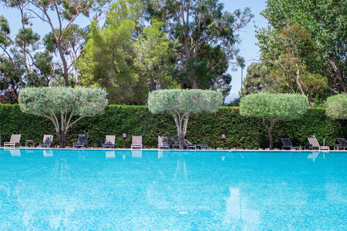 Poolside Landscaping | St. Louis Pool Installation and Landscaping