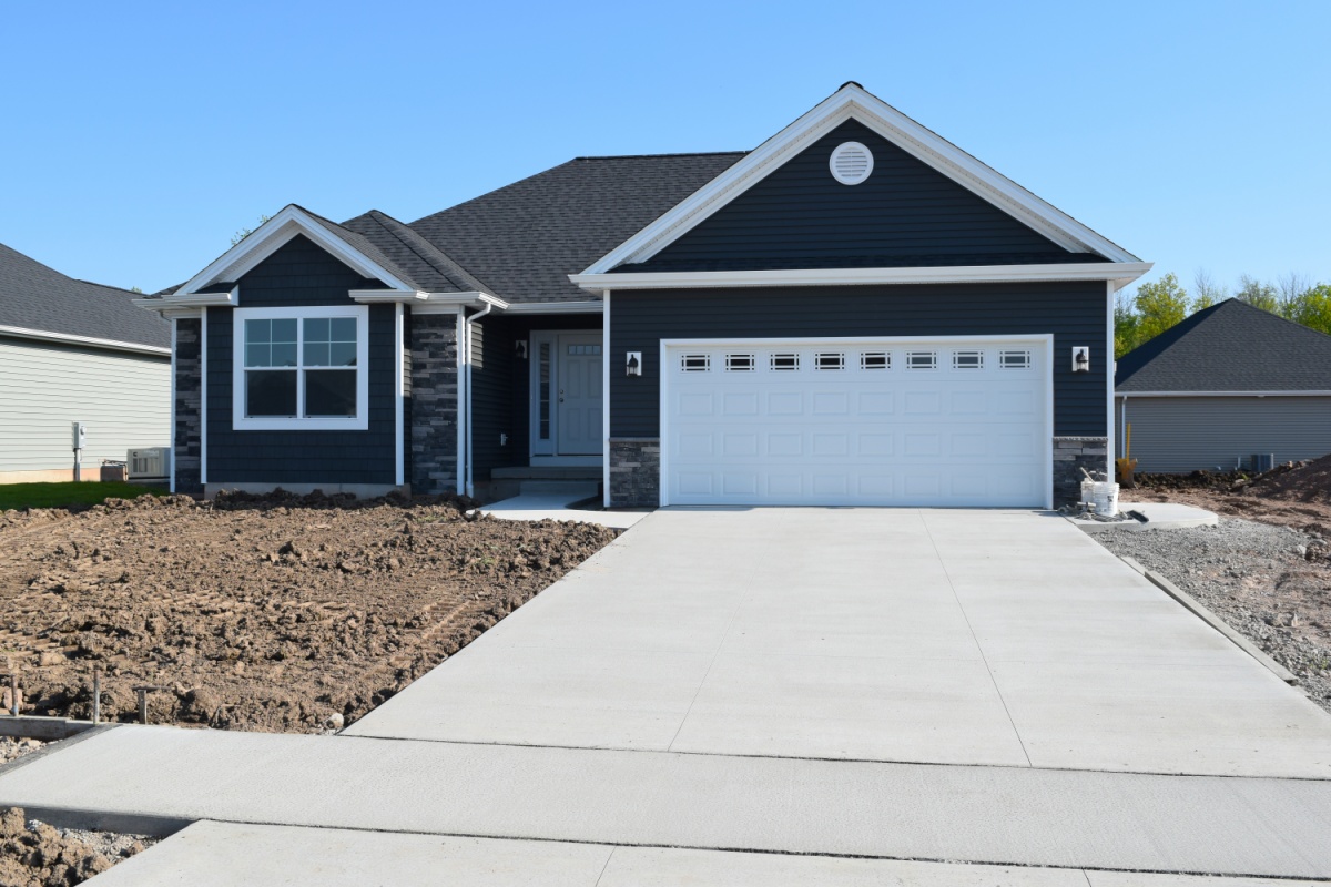 St. Louis Driveway Design Experts | Leaders in Residential Landscaping | Second Nature