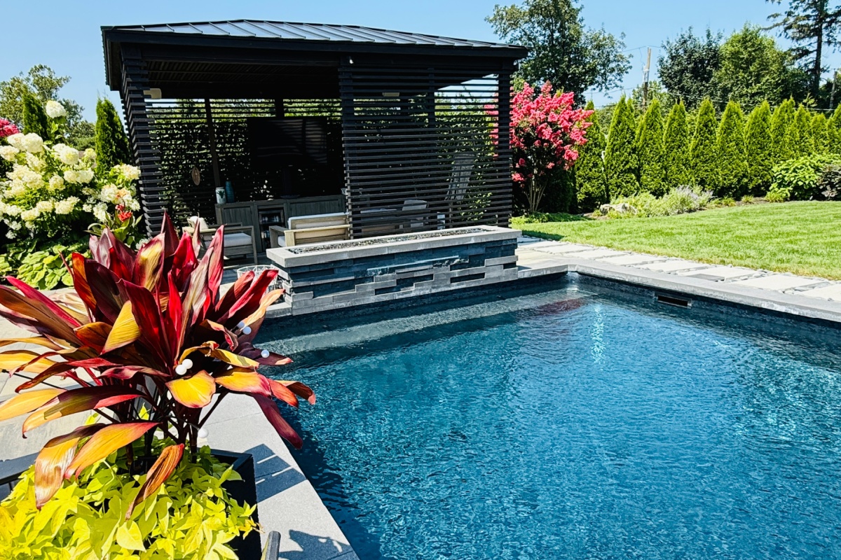 Poolside Landscaping |Pool Installation and Landscaping in St. Louis